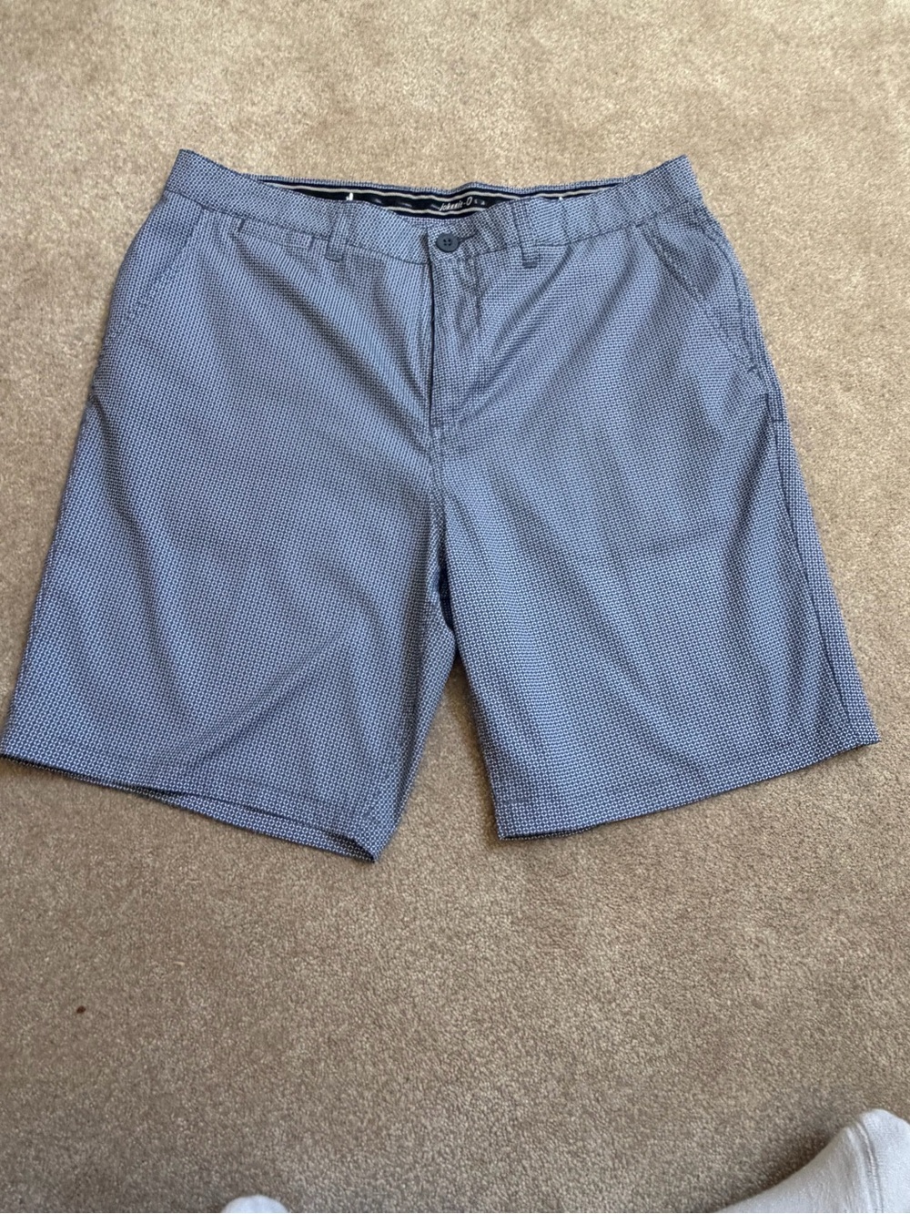 johnnie-O Men's Light Blue Micro-Pattern Flat Front Shorts